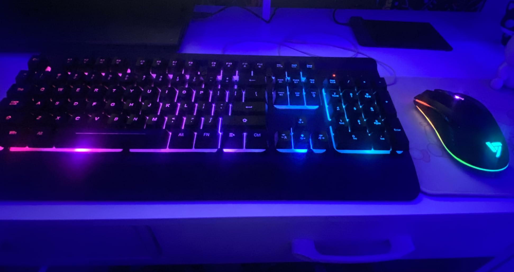 Wireless Gaming Keyboard and Mouse Combo, Metal Panel, 7 Color Backlits, Rechargeable 3200 mAh Battery, Wrist Rest, Sleep Mode, Light Up Keyboard + 7D 3200DPI Gaming Mice for PC Gamer customer photo 1