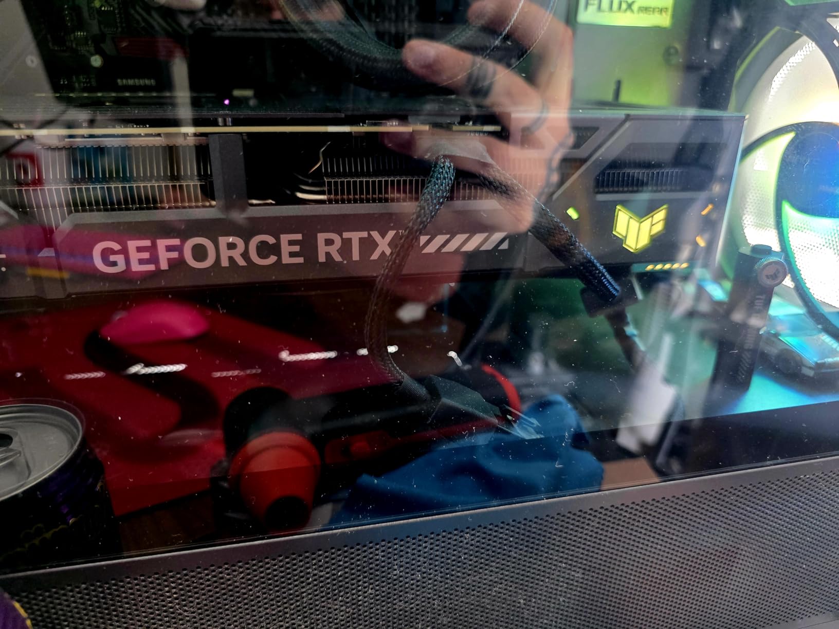 ASUS TUF Gaming NVIDIA GeForce RTX 5070 12GB GDDR7 OC Edition Graphics Card (PCIe 5.0, HDMI/DP 2.1, 3.125-Slot, Military-Grade Components, Axial-tech Fans) customer photo 2