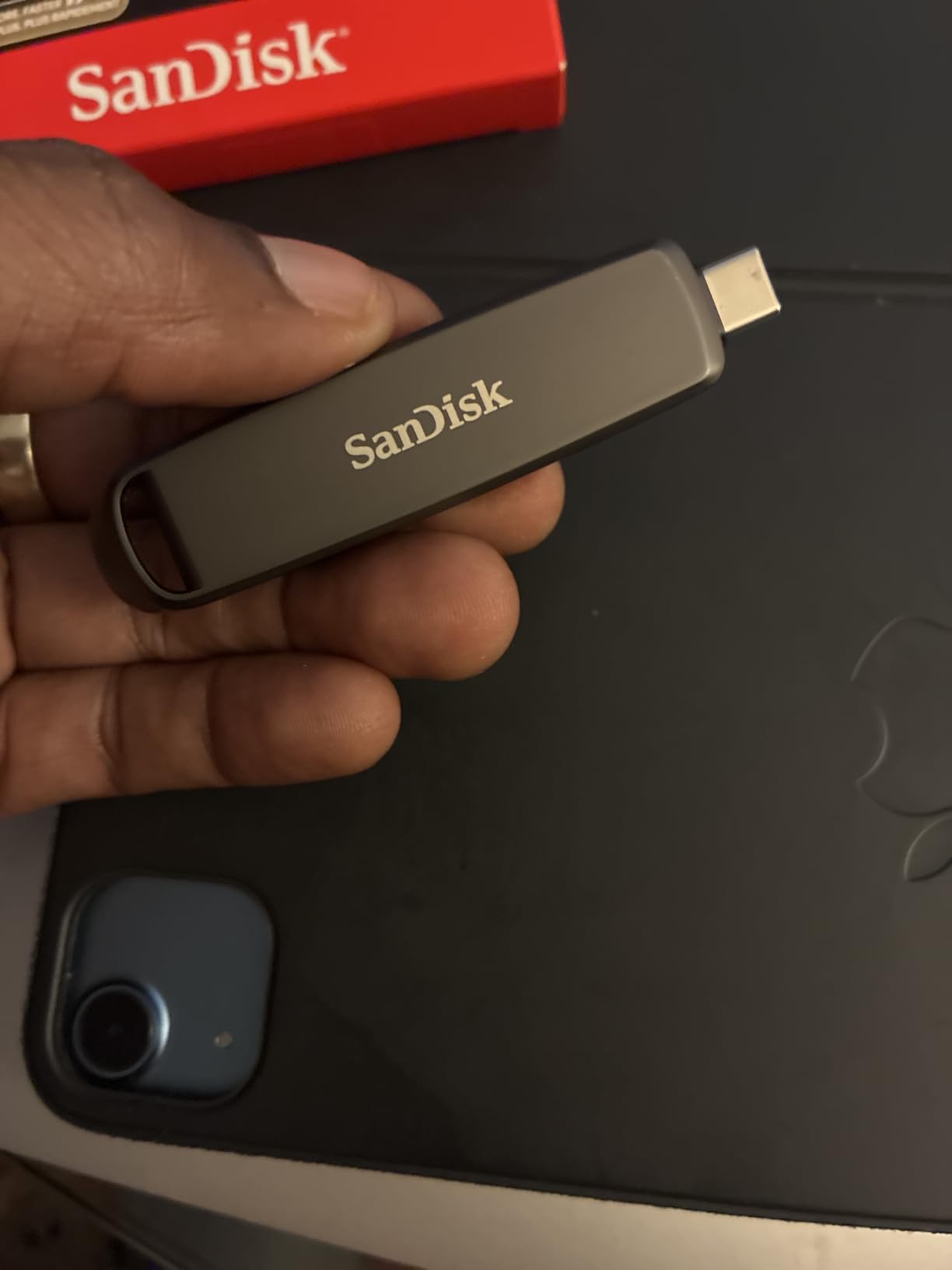 SanDisk 1TB Extreme PRO Dual Drive - Up to 1,000MB/s, USB Type-C and USB Type-A customer photo 2