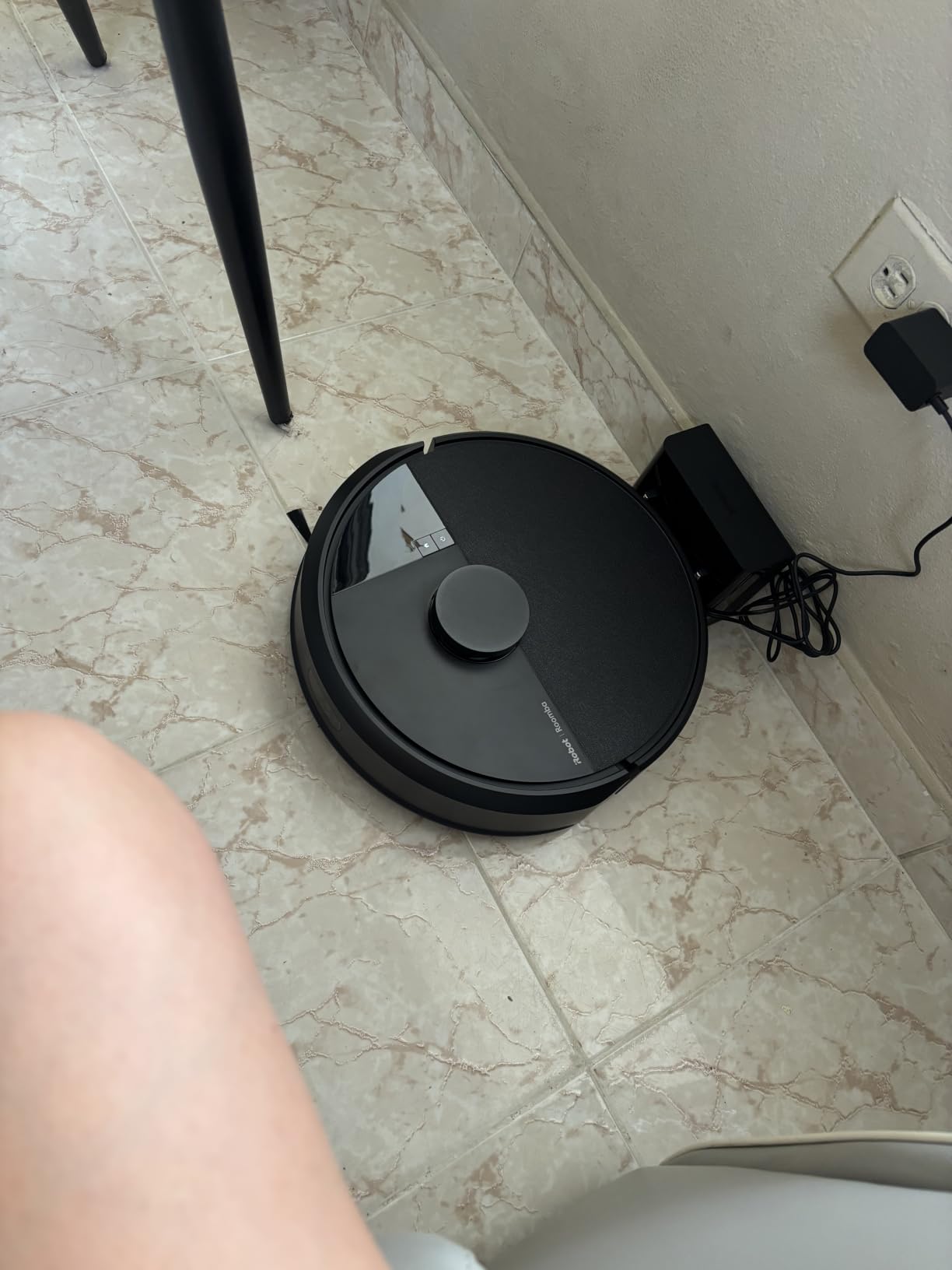 iRobot Roomba 105 Vac Robot Vacuum, Intense Power-Lifting Suction, LiDAR Navigation, Multi-Surface Cleaning customer photo 2