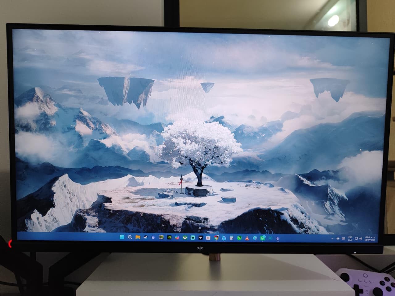 KTC 27 Inch QHD Gaming Monitor, 2K 200Hz Up to 210Hz 1ms Fast IPS Computer Monitor, HDR400, 1440P with Adaptive Sync, Built-in Speakers, HDMI Displayport, Tilt Adjustment, VESA Compatible, H27T22C-3 customer photo 2