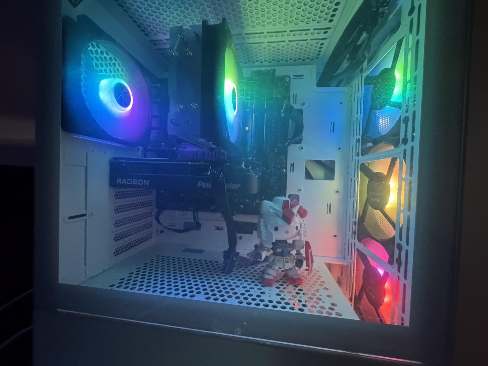 Skytech Gaming Archangel Desktop PC, Ryzen 7 5700 3.7 GHz (4.6GHz), AMD RX 9060XT 8GB, 1TB NVMe SSD, 32GB DDR4 RAM 3200, 650W Gold PSU, Wi-Fi, Win 11 customer photo 2
