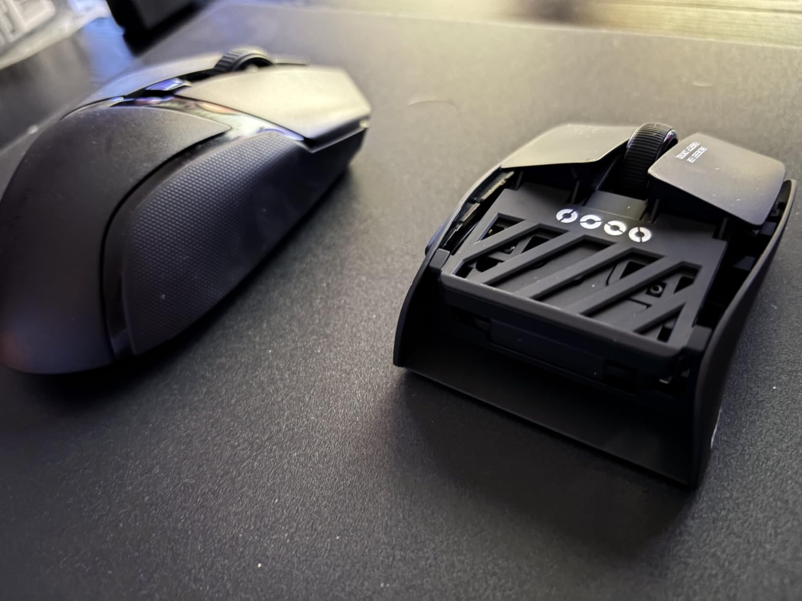 Pulsar Gaming Gears LAB X2F Wireless Fingertip Gaming Mouse, Ultra Lightweight 1.34 oz (38 g), HUANO Blue Pink Dot Switches, 32,000 DPI, 750 IPS, XS-1 Sensor, 8K Compatible (Black) customer photo 1