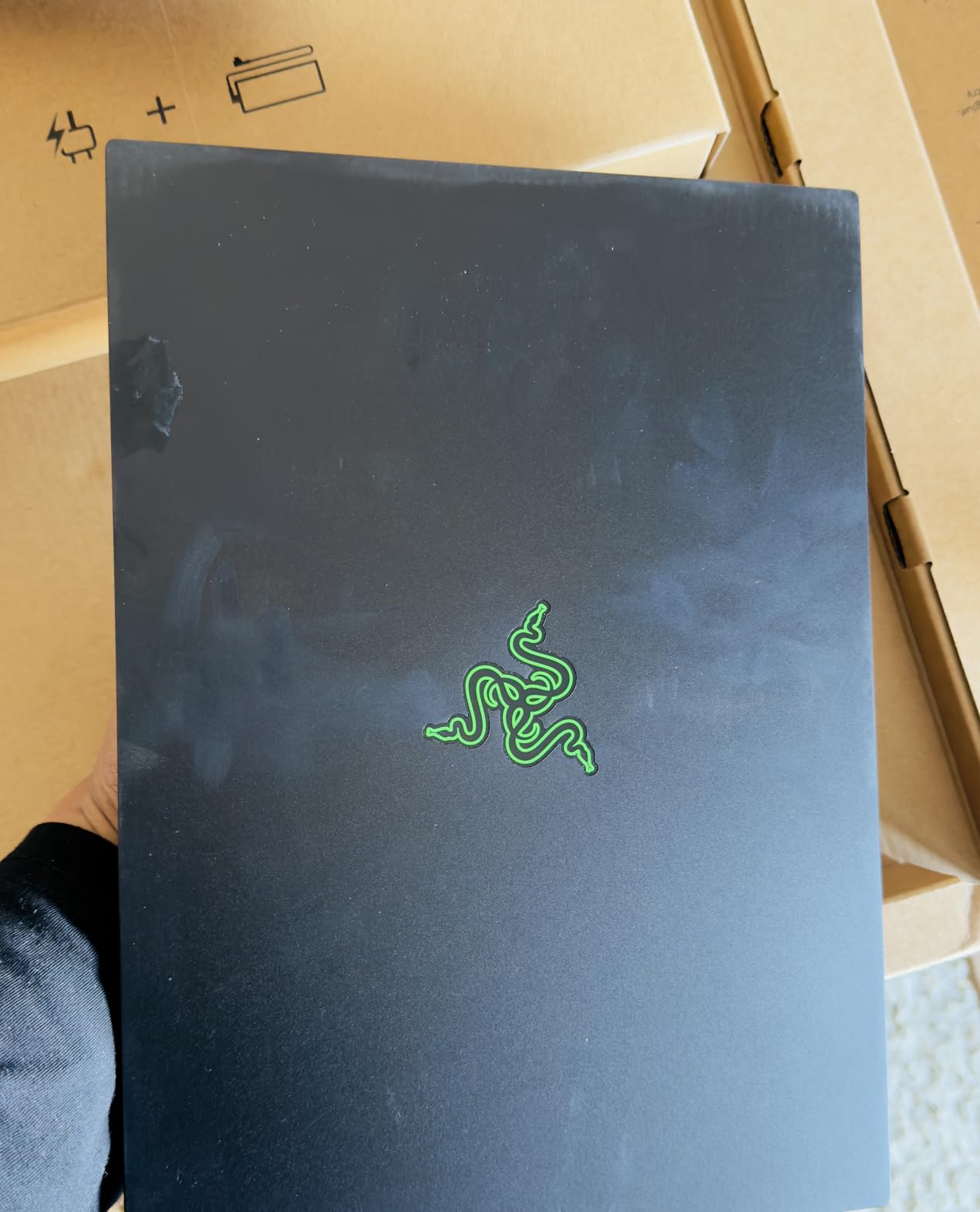 Razer Blade 14 (2025) Gaming Laptop, RTX 5060, 16GB DDR5 RAM, 1TB, Black, AMD Ryzen AI 9 365, 3K 120Hz OLED Display, Thin & Lightweight, Chroma RGB, Windows customer photo 2