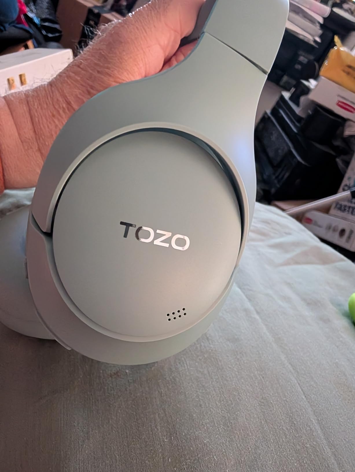 TOZO HT3 Hybrid Noise Cancelling Wireless Headphones, 90H Over Ear Headset | Hi Res Audio, AI Voice Assistant, Dual Device Connection, 32 Custom EQs, Built In 5 Mics, ANC, Foldable, Bluetooth 6.0 Black customer photo 1