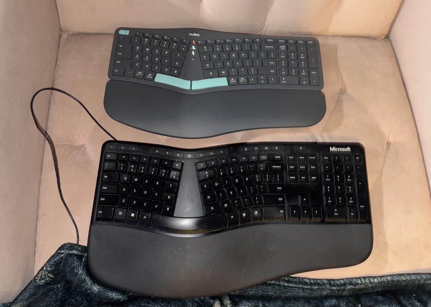 Nulea Ergonomic Split Keyboard Wireless Cushioned Wrist Rest Rechargeable, Bluetooth 2.4G Keyboard With 3 Device Switching customer photo 1