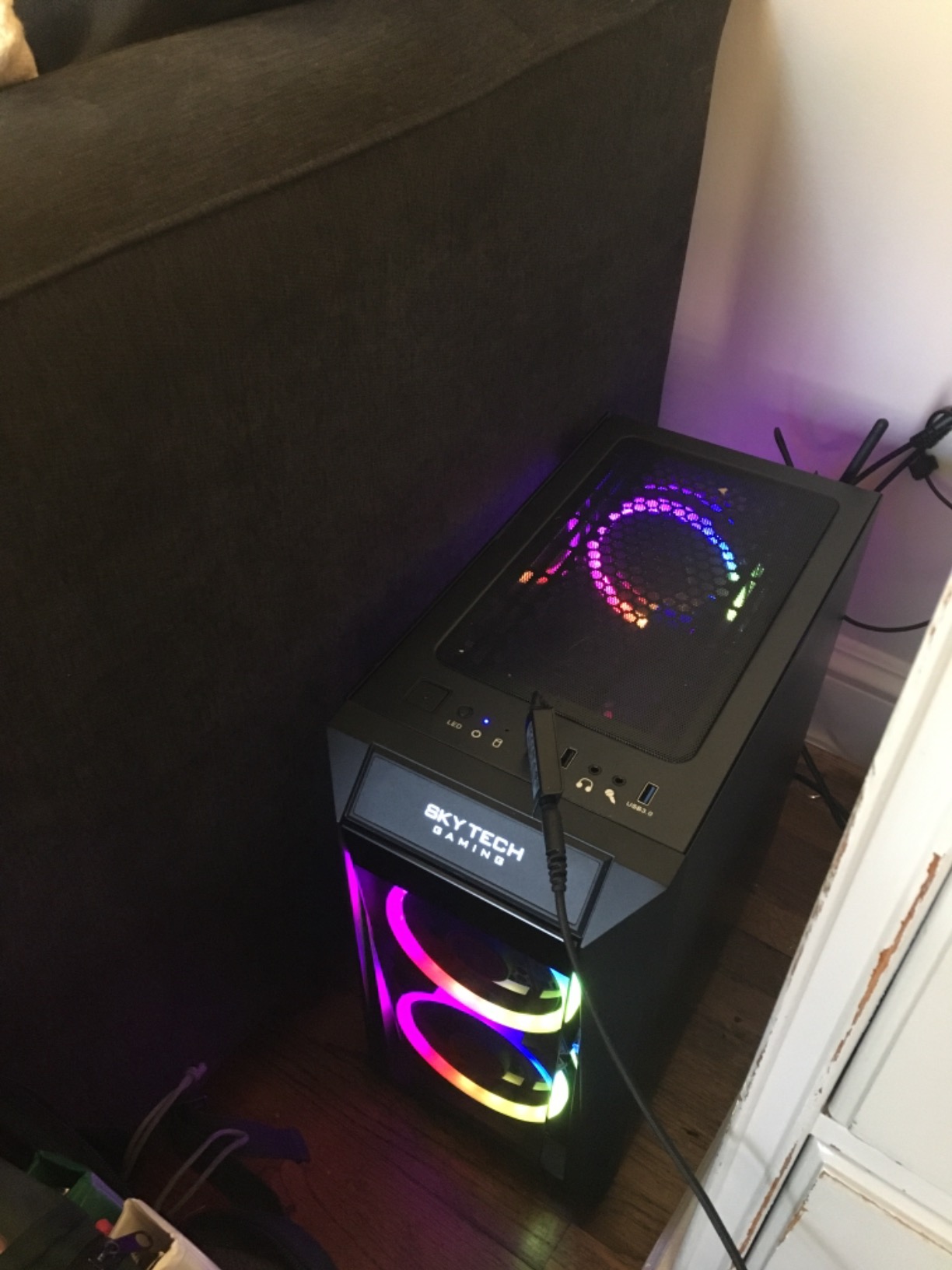 Skytech Gaming Shadow 5 Gaming PC, AMD Ryzen 7 9700X 3.8GHz, NVIDIA RTX 5060 Ti 16GB VRAM, 1TB NVMe SSD, 16GB DDR5 RAM 6000, 750W Gold PSU, 360 ARGB AIO, WI-FI 5, Windows 11, Desktop customer photo 1