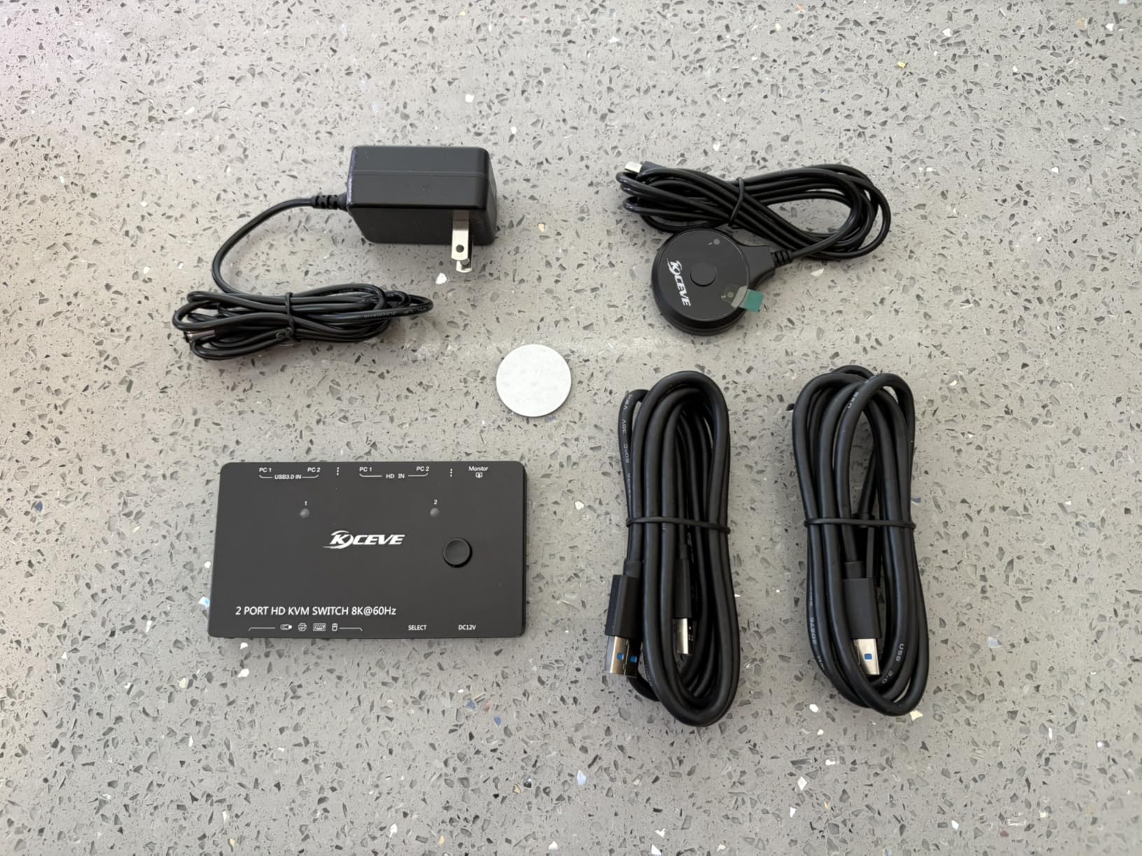 KVM Switch 3 Monitors 3 Computers EDID Simulation 4K@60Hz, HDMI Displayport Triple Monitor KVM Switch, 3 Monitor KVM with 4 USB 3.0 Ports for Keyboard Mouse, Wired Remote and 3 USB3.0 Cables Included customer photo 1