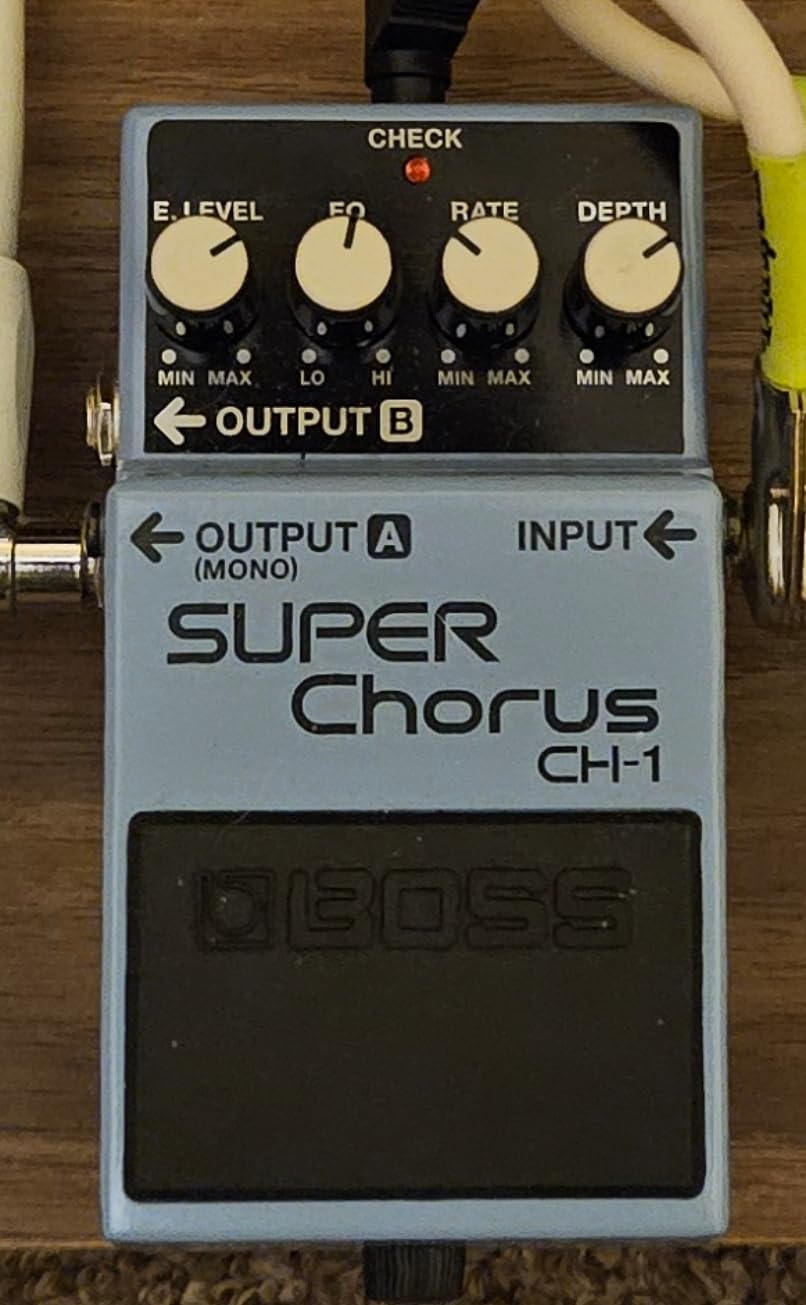 BOSS CH-1 SUPER Chorus Classic Compact Chorus Effects Pedal | Crystal-Clear Tone for Guitar and Keyboards customer photo 1