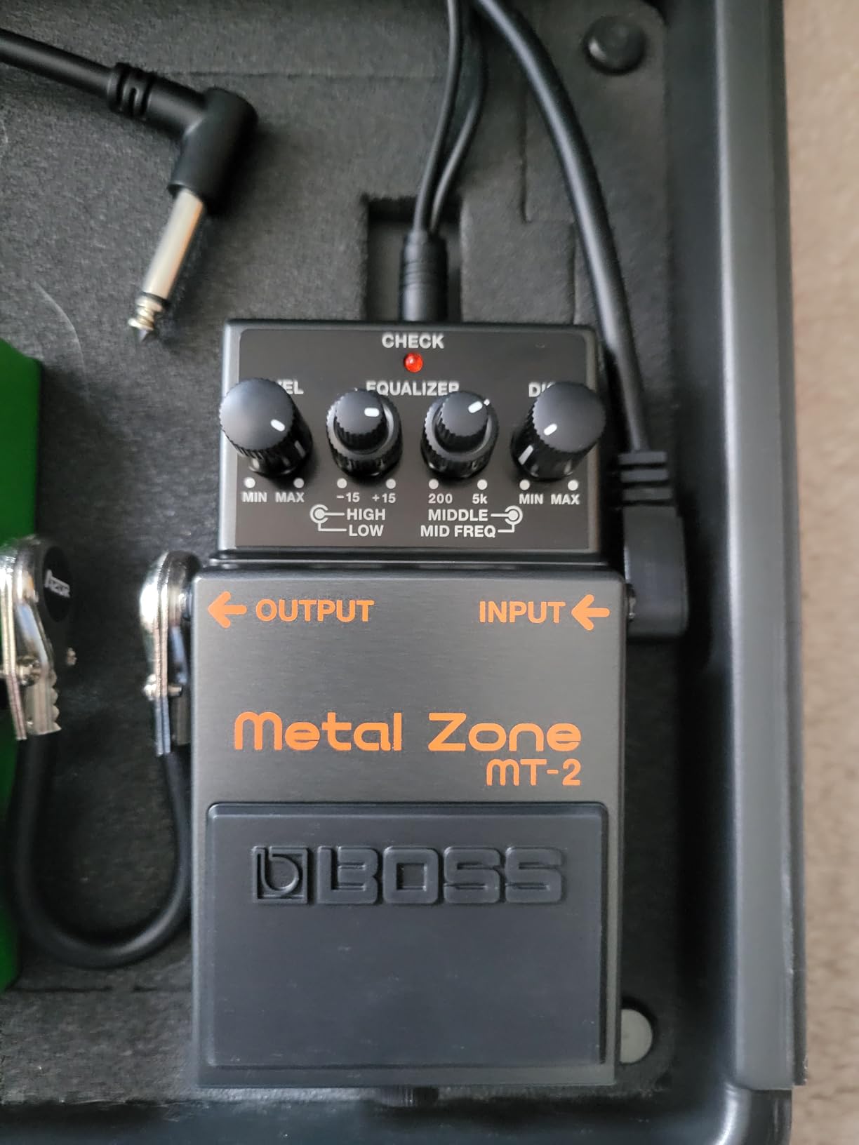 Boss MT-2 Metal Zone Distortion Guitar Pedal customer photo 2