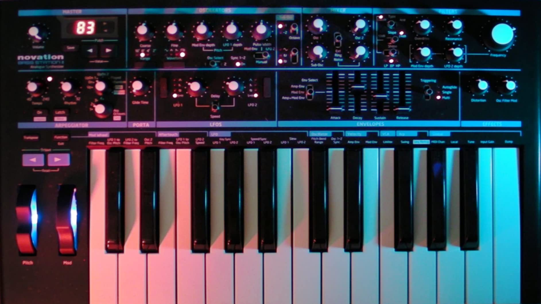 Novation Bass Station II Analog Monosynth | USB, 25 Full-Size Keys, Aftertouch, 2 Analog Oscillators + Sub-Oscillator, 2 Filters, Overdrive, Arpeggiator, Paraphonic Mode customer photo 1
