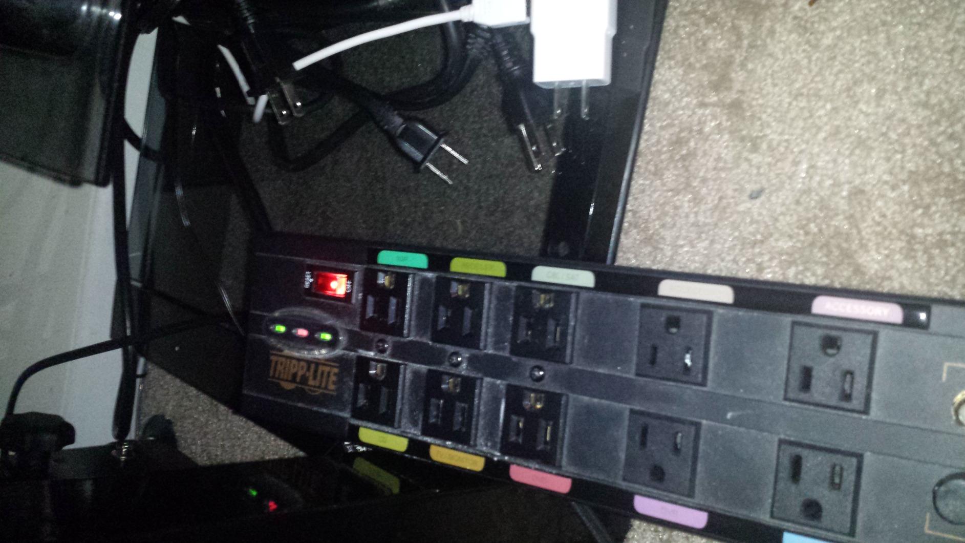 Eaton Tripp Lite HT10DBS Heavy Duty Isobar Metal Surge Protector 10 Outlets | Coax, Phone & Ethernet Protection, Power Strip, 3840 Joules, Lifetime Manufacturer's Warranty & $500,000 Insurance customer photo 1