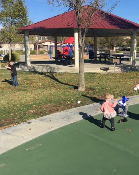Franklin Sports MLB Electronic Baseball Pitching Machine - Automatic Youth Pitching Machine with (6) Plastic Baseballs Included customer photo 2