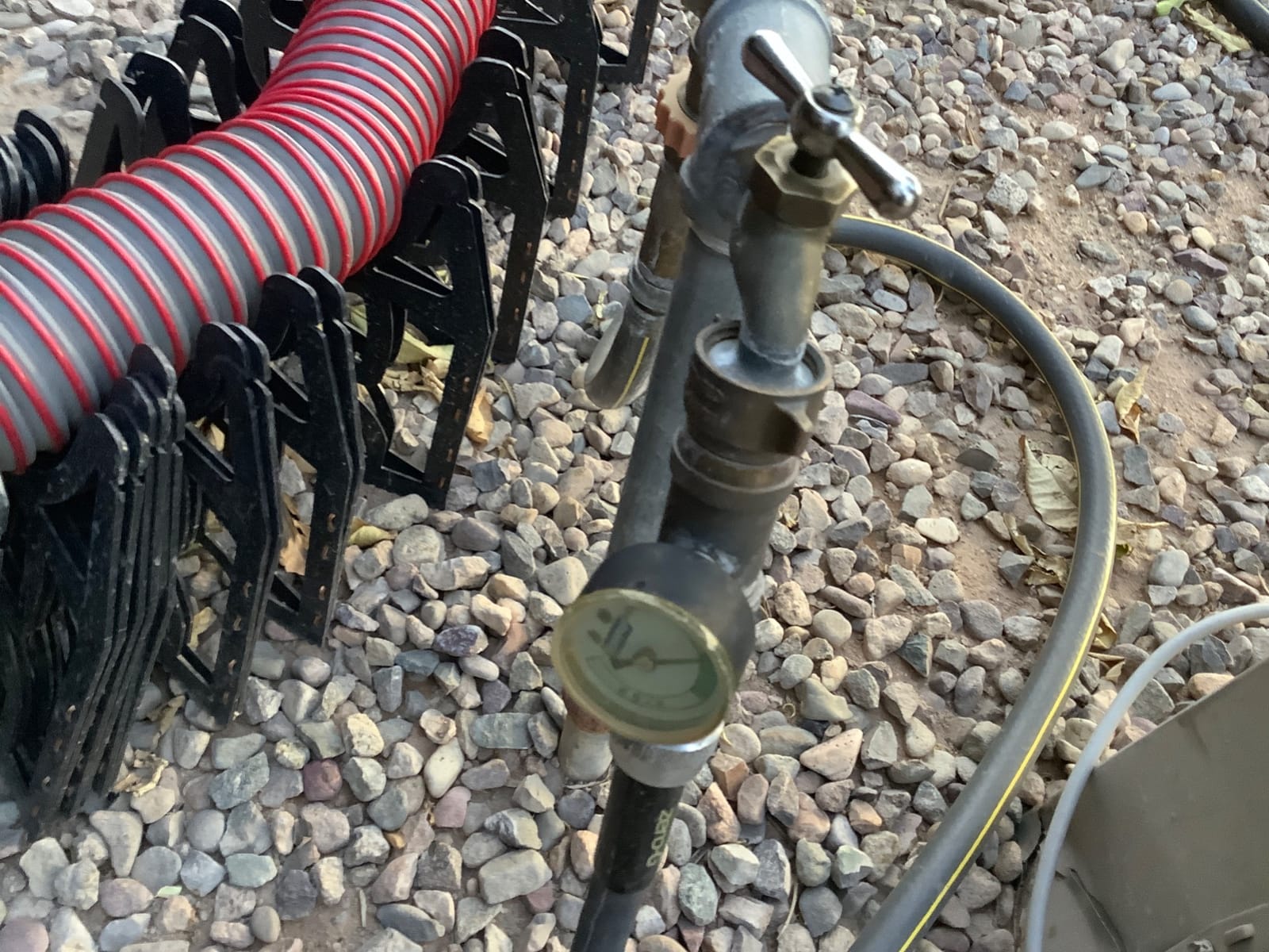 Camco Brass Water Pressure Regulator with Gauge - Helps Protect RV Plumbing and Hoses from High-Pressure City Water - Easy Read Gauge (40064) customer photo 2