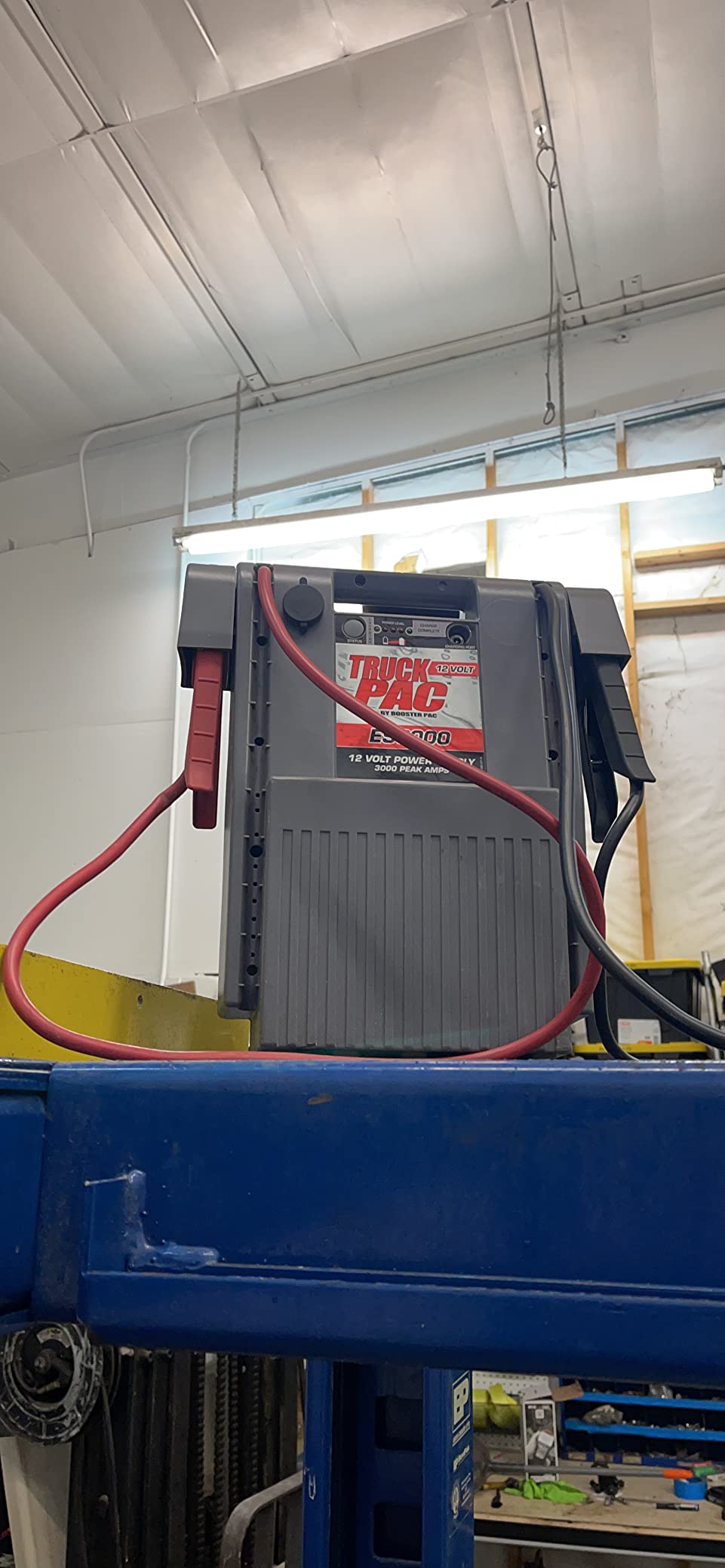 Clore Automotive Truck PAC ES6000 3000 Peak Amp 12V Jump Starter customer photo 1