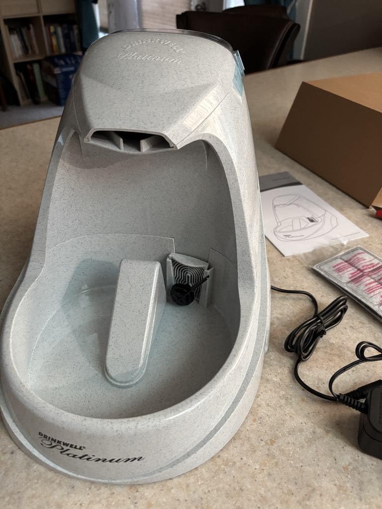 PetSafe Drinkwell Platinum Cat Water Fountain, 168 oz/5L, Grey | Free-Falling Stream Encourages Drinking, Dishwasher Safe, Large Capacity, Includes Replaceable Carbon Filter customer photo 2