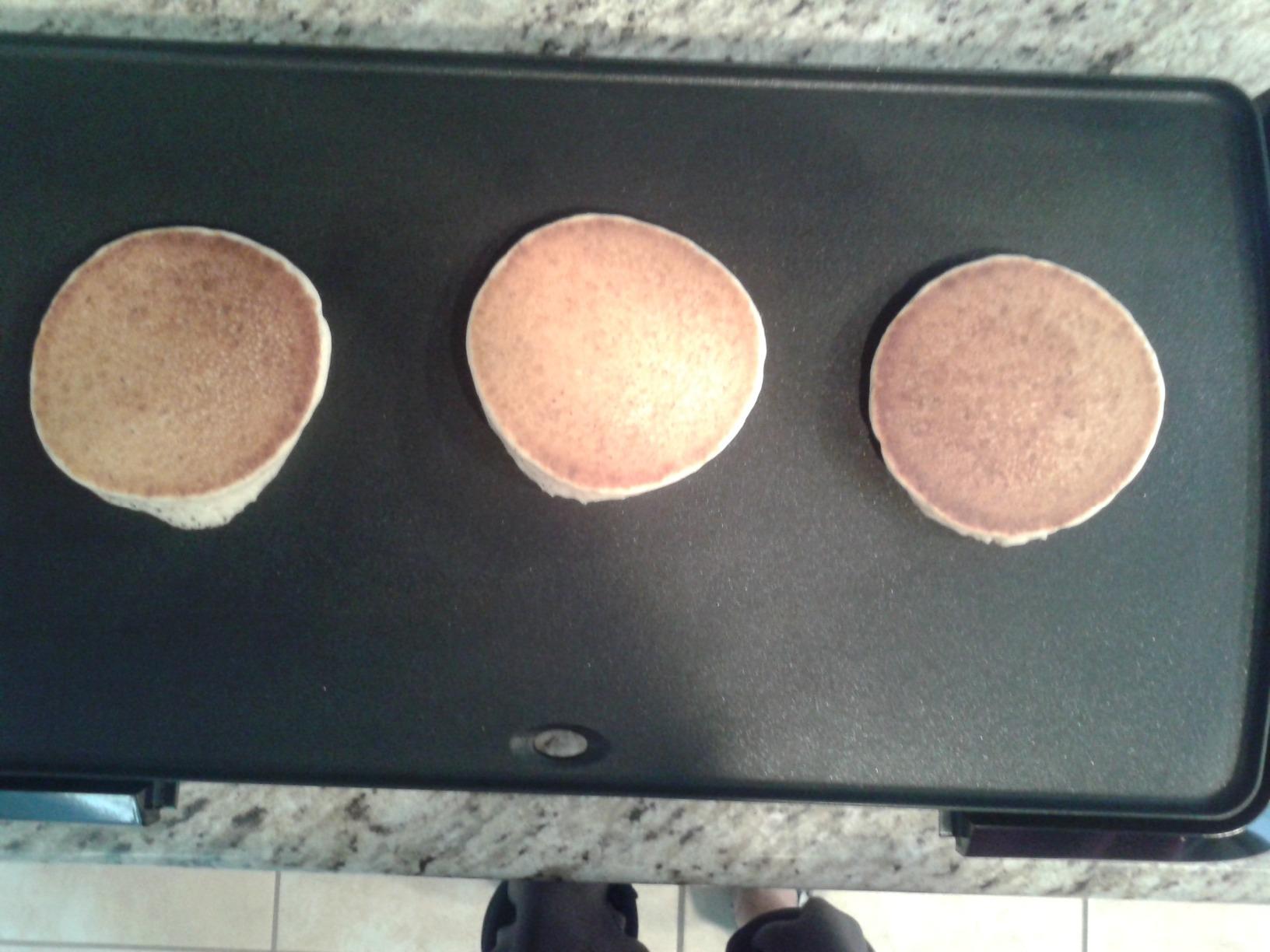 Presto 07030 20-Inch Cool Touch Electric Griddle customer photo 1