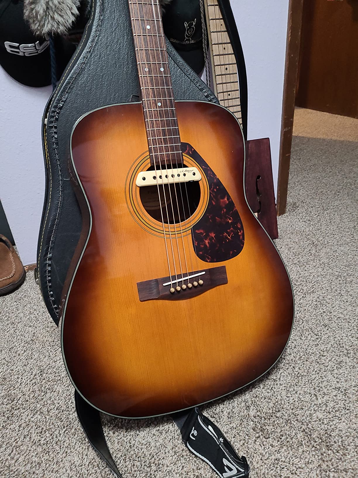 L.R. Baggs M1 Active Acoustic Guitar Magnetic Soundhole Pickup customer photo 2