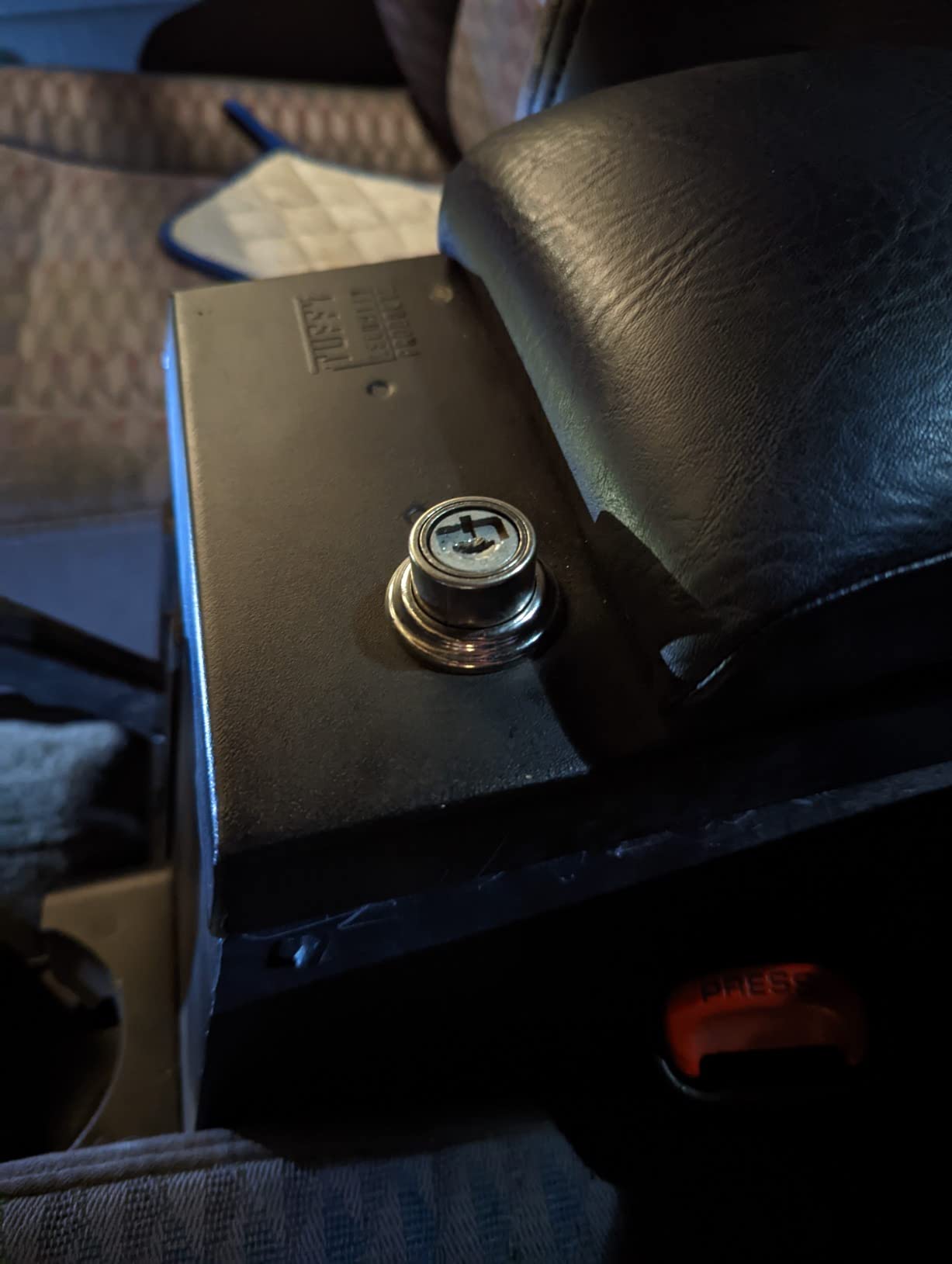 Tuffy Security Products Center Console 040-01 Jeep 1997-2006 Wrangler TJ | Pry-Guard II locking system, 10-tumbler pushbutton lock, 16-gauge steel, powder-coat finish, built-in weather seals customer photo 2