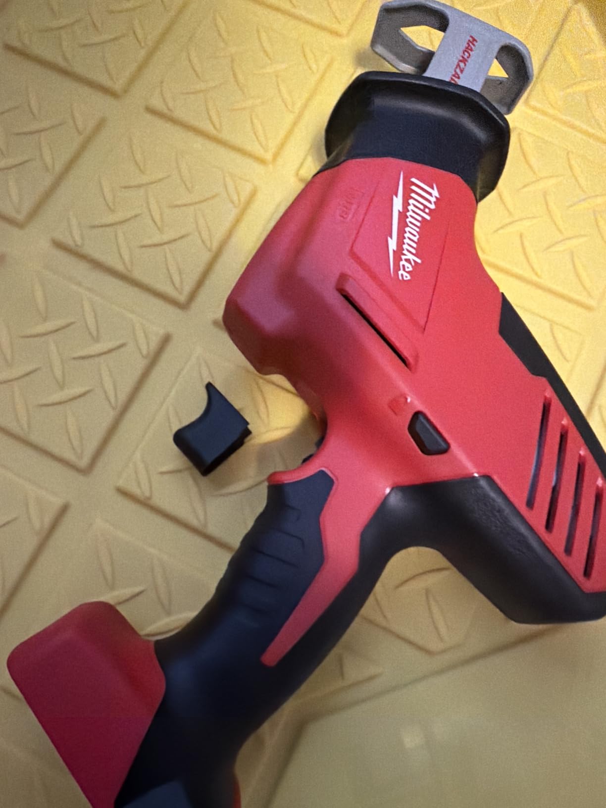 Milwaukee 2625-20 M18 18-Volt Lithium-Ion Cordless Hackzall Reciprocating Saw, Bare Tool customer photo 2