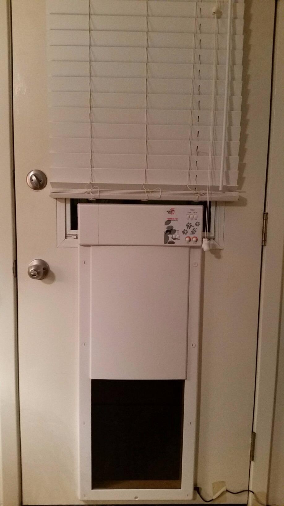 Genuine Power Pet Fully Automatic Pet Door from High Tech Pet Brand. Pet Collar Operated, 4 Way Access, Directional Sensing, Dead Bolt Lock, Air Tight, Quick, Quiet Operation, USA Customer Service customer photo 2