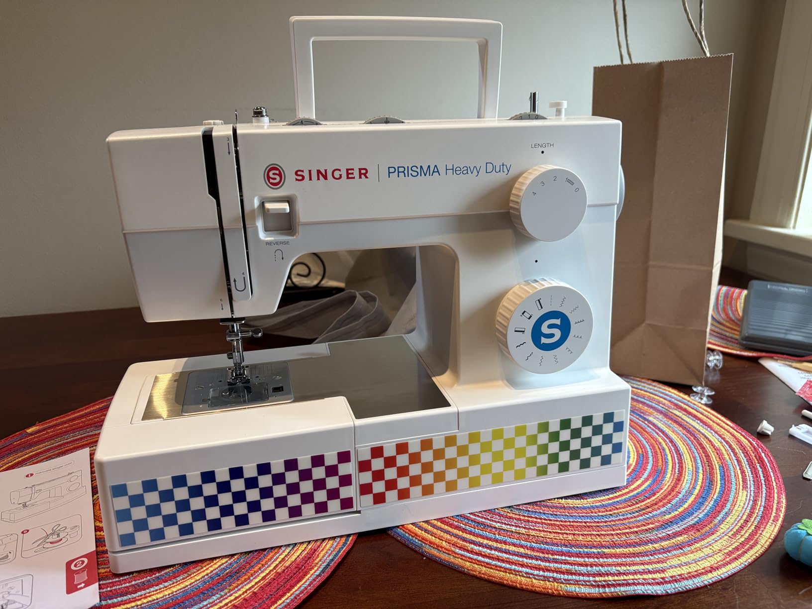 SINGER 4411 High Speed Heavy Duty Sewing Machine with Accessories | 11 stitches deliver 69 applications, 50% more power for denim and canvas, metal frame, 4-step buttonhole, 1100 stitches/min customer photo 1