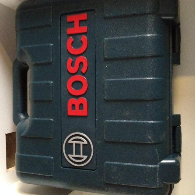 BOSCH Top-Handle Jig Saw, 7.0 Amp, Variable-Speed, Corded (JS470E) | Clean cuts for DIY projects, woodworking power saw for cut curves, 3,100 SPM, 45 Degree Beveled Cuts customer photo 2