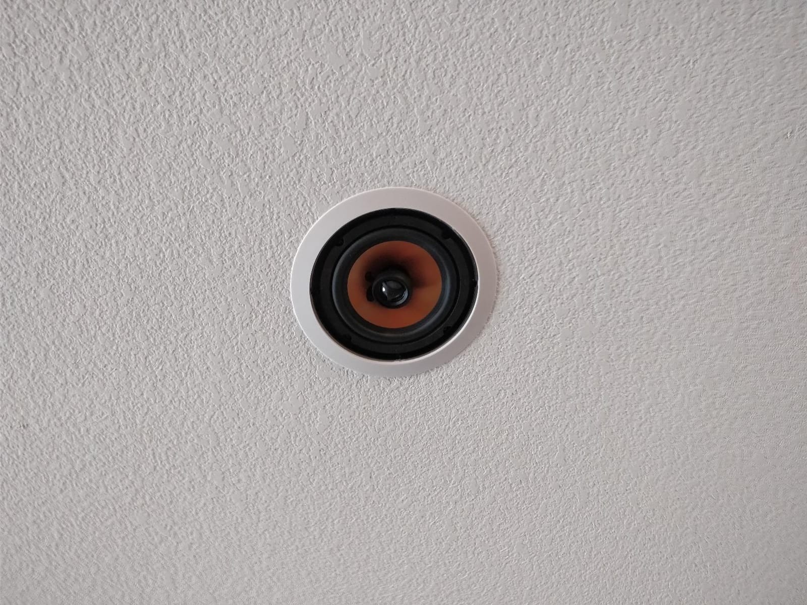 Micca M-6C 6.5-Inch 2-Way in-Ceiling Speaker, Round, Each, Paintable, White | 7.6-Inch Cutout Diameter, Whole House Audio, Home Theater, Indoor or Covered Outdoor, 6.5