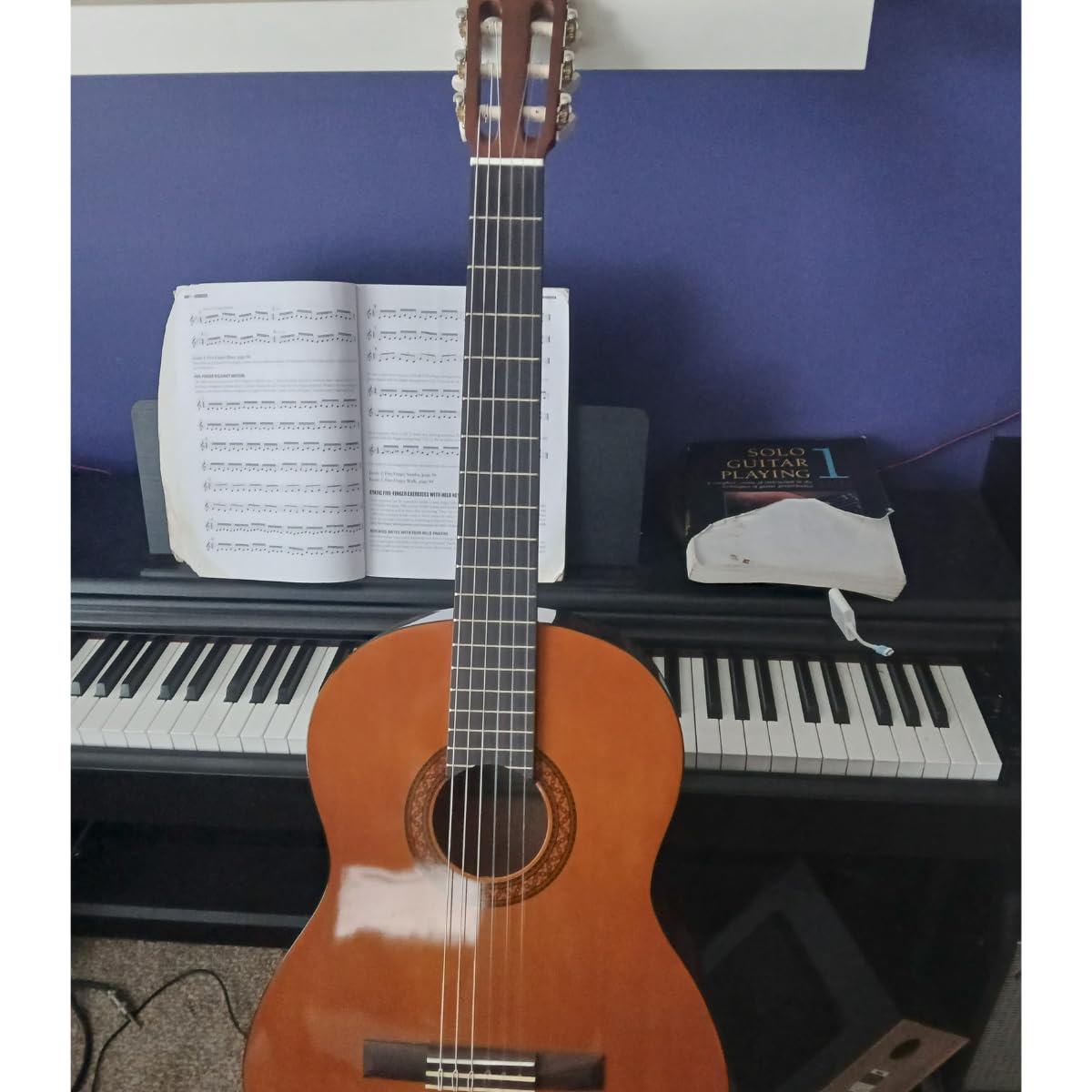 Yamaha C40II Classical Guitar, Full Size With Rosewood Fingerboard and Bridge, Natural customer photo 2