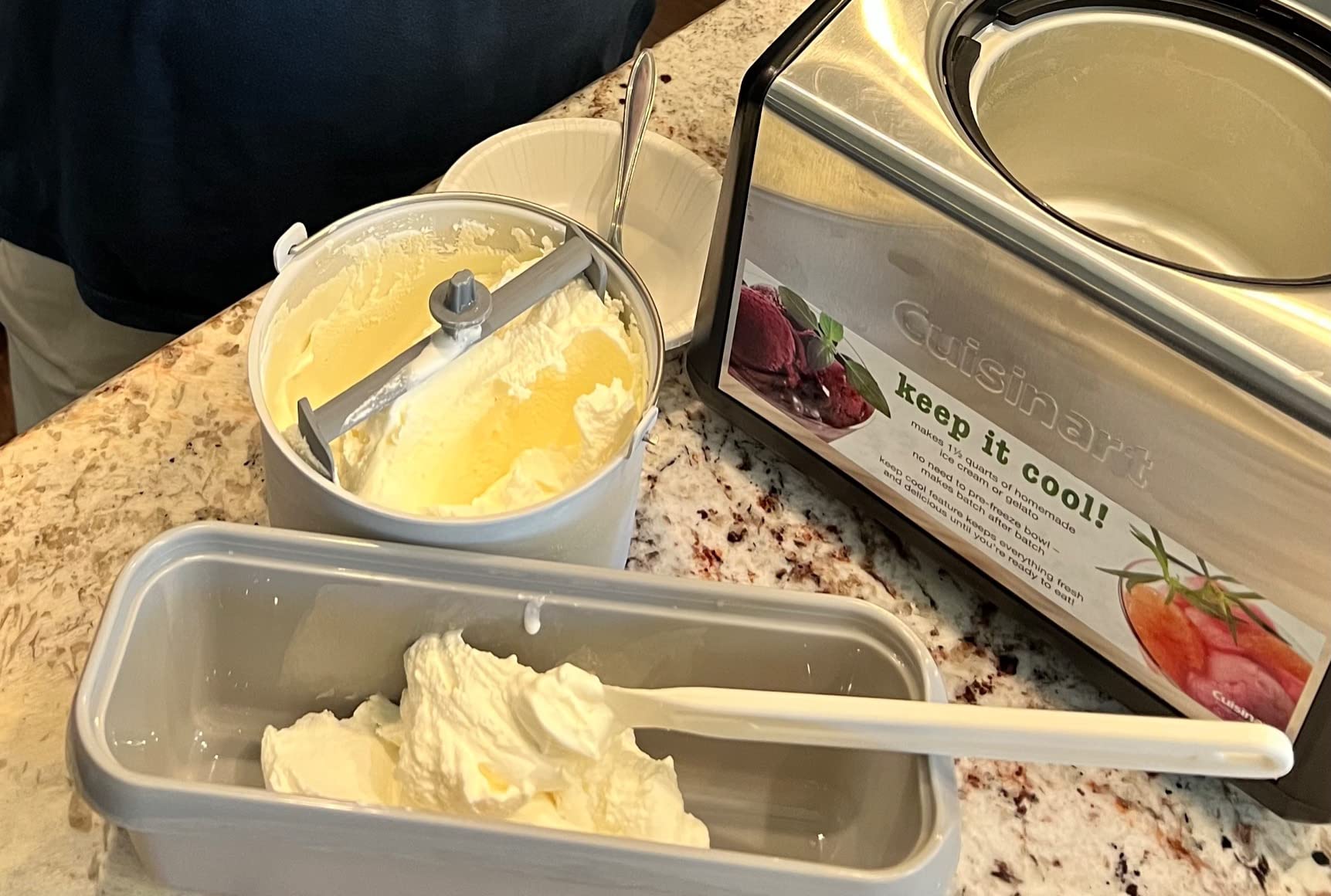 Cuisinart 1.5-Quart Ice Cream Maker and Gelato Machine, Makes Frozen Yogurt and Sorbet, Fully Automatic with Commercial-Quality Compressor and 2 Churning Paddles, ICE-100, Black/Stainless customer photo 2