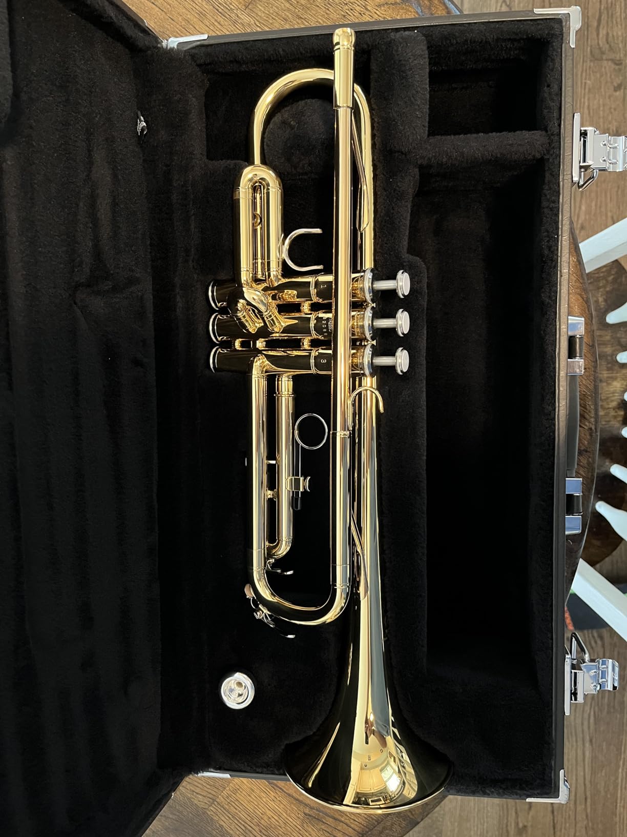 Yamaha YTR-2330 Student Bb Trumpet - Gold Lacquer customer photo 1