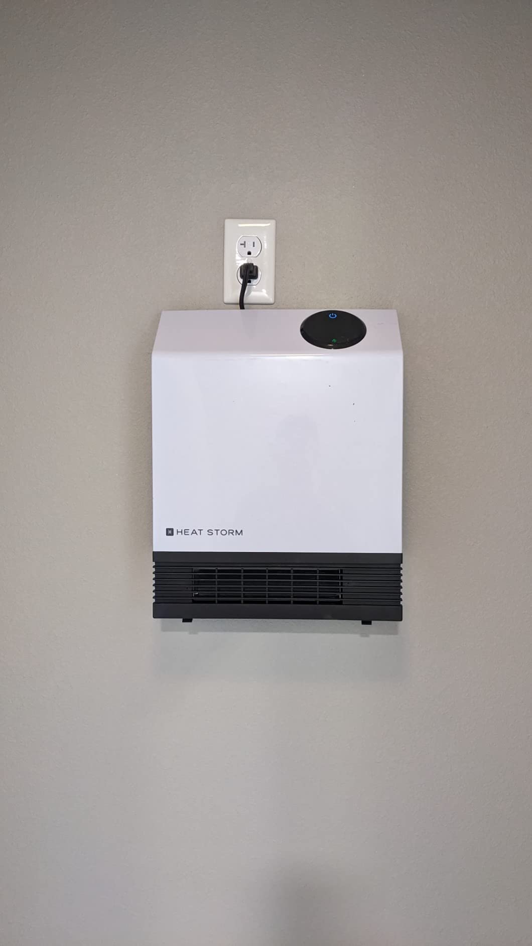 Heat Storm Deluxe Space 1000 Watt Infrared Wall Mount Electric Heater, White customer photo 2