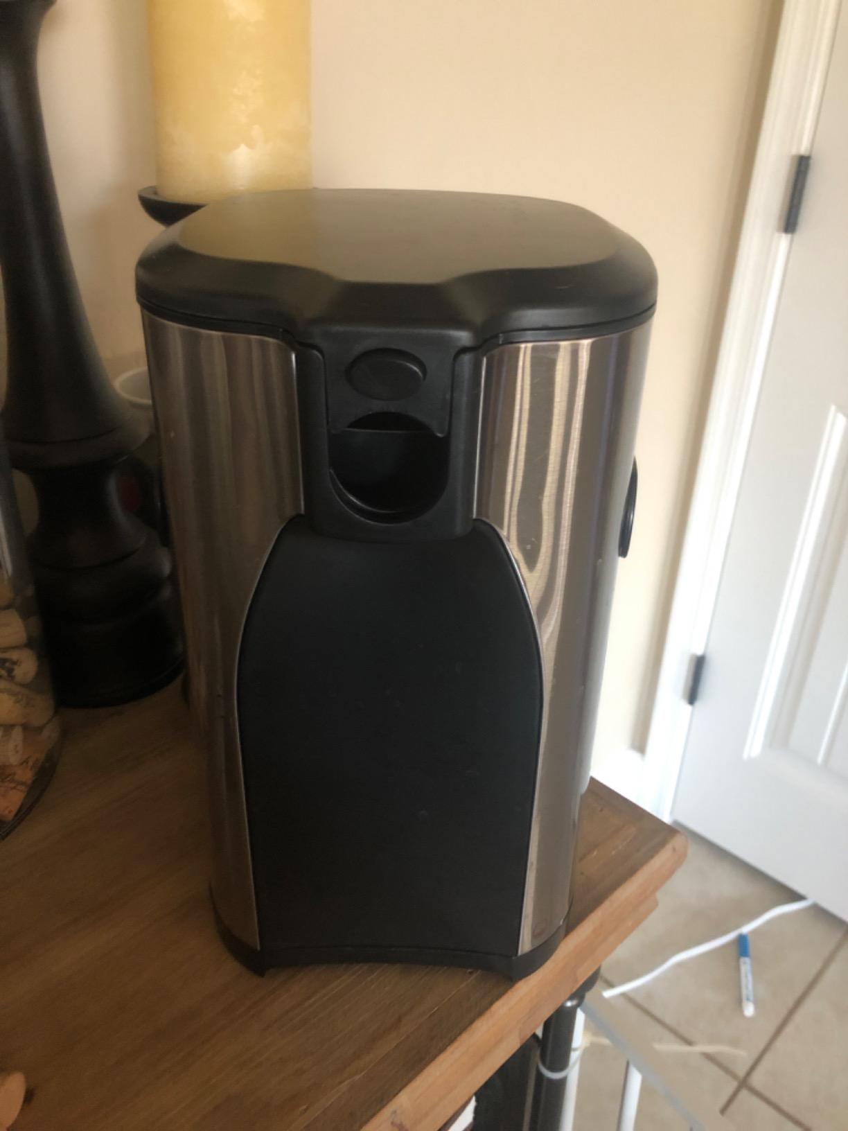 Boxxle Box Wine Dispenser 3L Stainless Steel - Elegant, Efficient, Sustainable - Keeps Wine Fresh for 6 Weeks - Enjoy Wine-by-the-Glass Anywhere customer photo 2