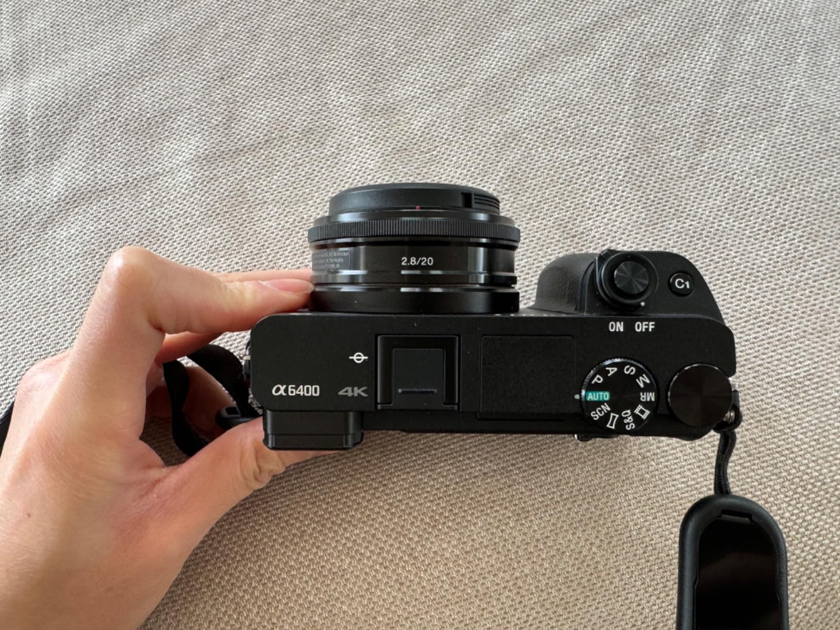 Sony SEL-20F28 E-Mount 20mm F2.8 Prime Lens | Ultra-wide angle photography with 20mm focal length, f/2.8 aperture and autofocus customer photo 1