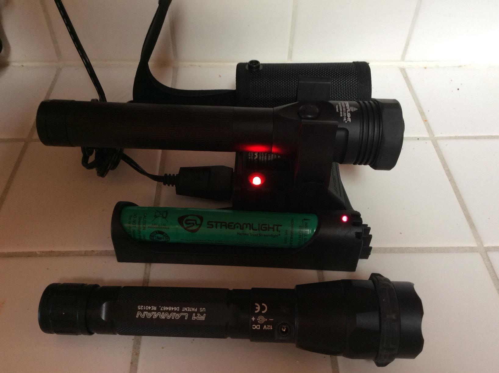 Streamlight 75458 Stinger DS LED HL 800-Lumen Rechargeable Dual-Switch Flashlight, Black customer photo 1