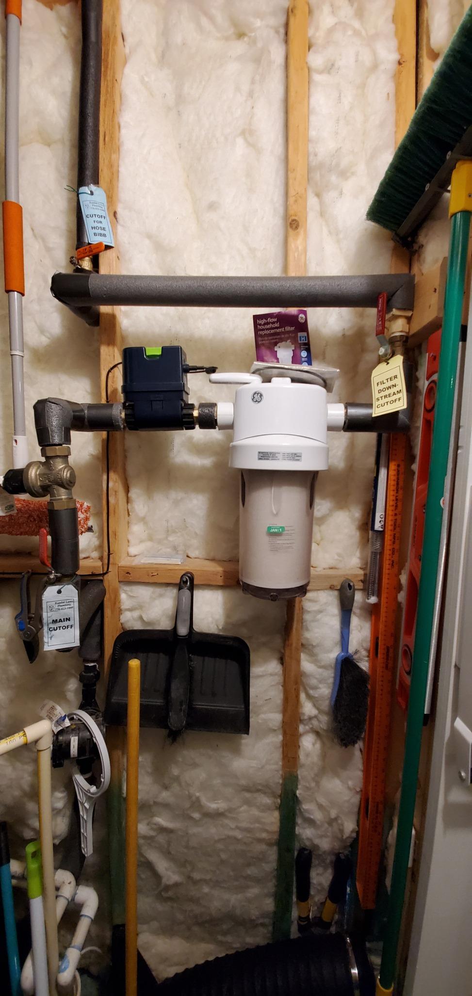 Moen Flo 3/4-inch Smart Water Shut Off Valve, Smart Home Water Monitor Leak Detector, Wifi Connected, App Enabled Flow Meter and Shutoff, 900-001 customer photo 1