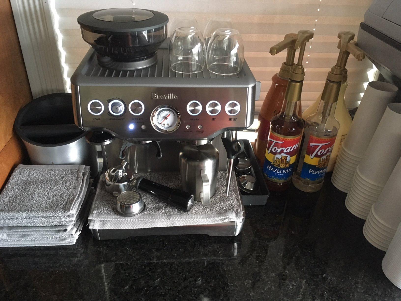 Breville Barista Express Espresso Machine, Brushed Stainless Steel, Built-In Grinder customer photo 2