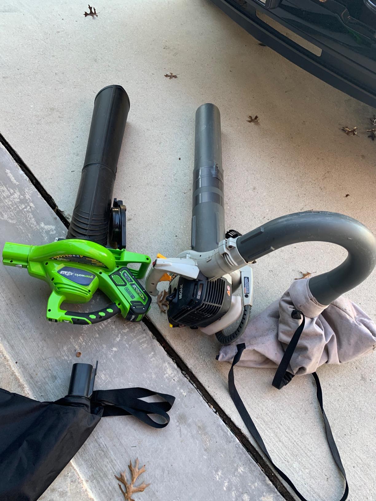 Greenworks 40V Leaf Blower / Vacuum, 340 CFM, 4.0 Ah Battery and Charger customer photo 2