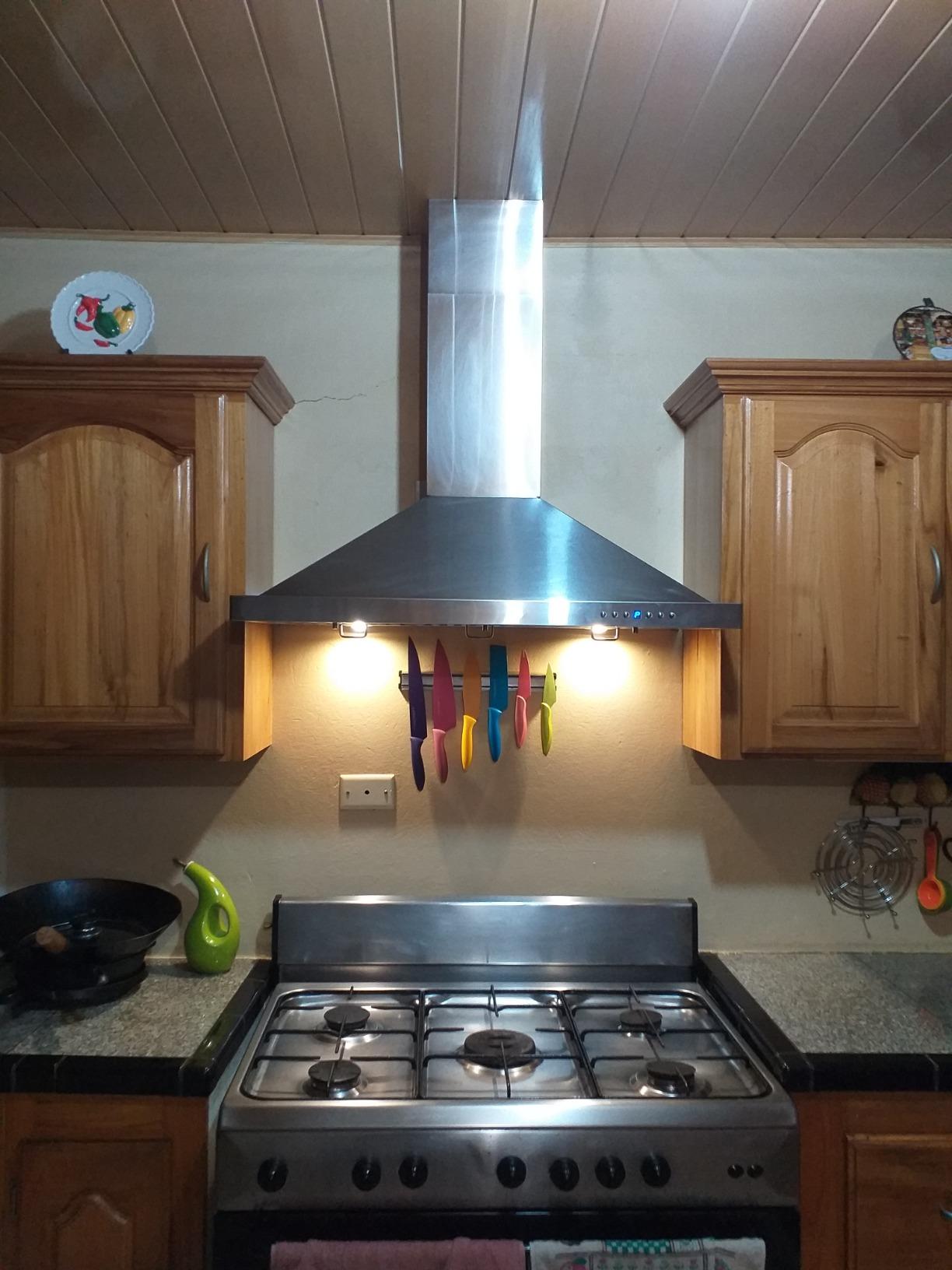 ZLINE 36 Inch Convertible Vent Wall Mount Range Hood in Stainless Steel (KB-36) customer photo 2