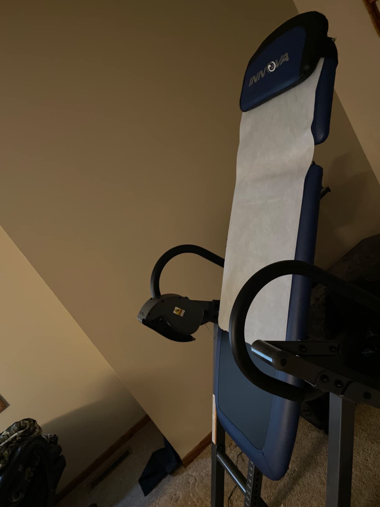 INNOVA HEALTH AND FITNESS ITM4800 Advanced Heat and Massage Inversion Table, Black/ Blue / Gray customer photo 2