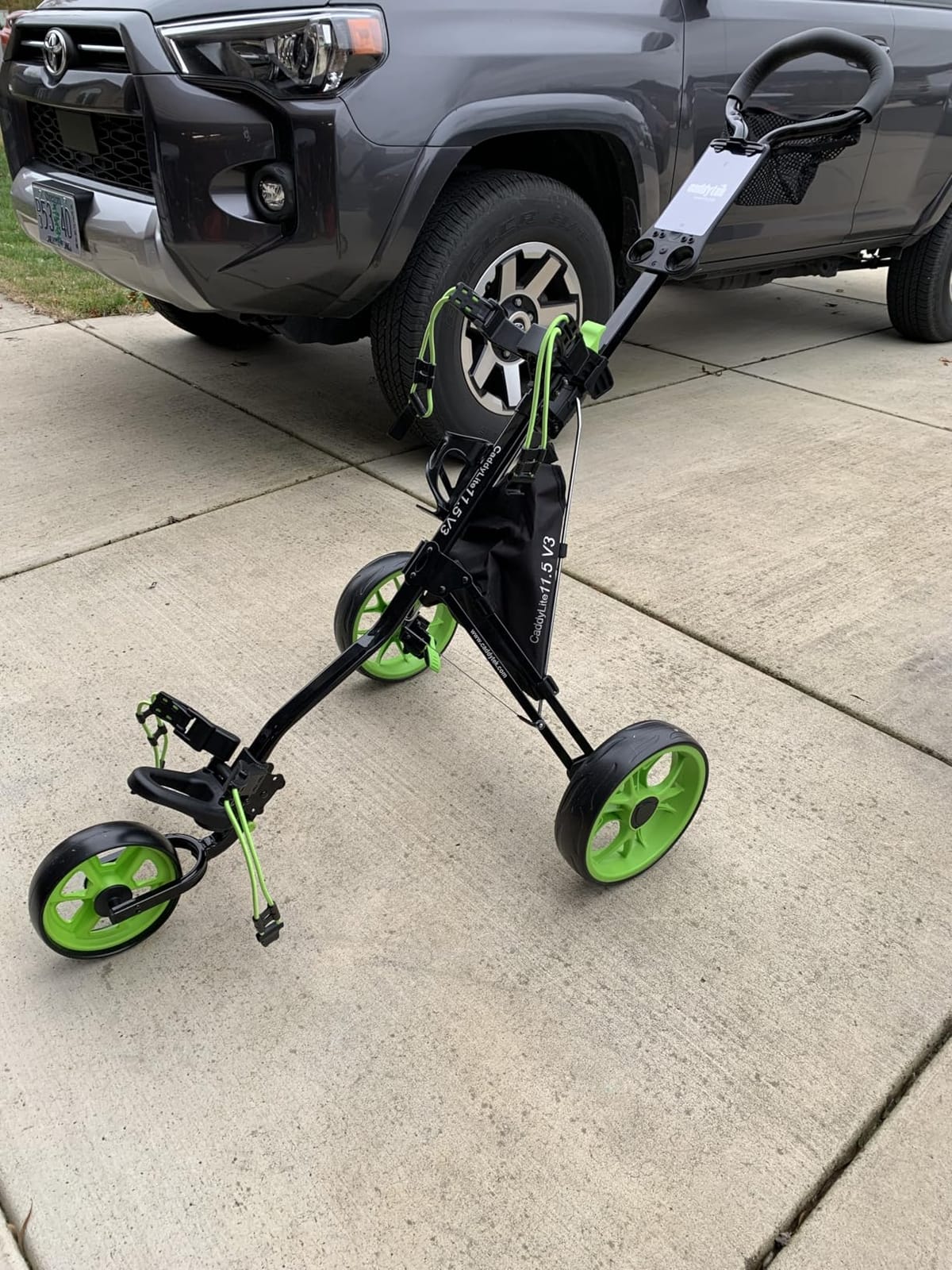 Caddytek CaddyLite 11.5 V3 Golf Push Cart - Lightweight Aluminum 3-Wheel Foldable Golf Bag Cart with Quad-Fold Frame, EVA Wheels, Adjustable Handle, Foot Brake, Mesh Net, Umbrella & Drink Holder customer photo 1
