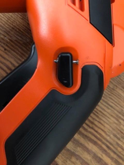 BLACK+DECKER 40V MAX 13 in String Trimmer Edger Cordless with Adjustable Telescoping Pole, 2 in 1 Weed Wacker Lawn Edger, Includes Battery and Charger (LST136) customer photo 2