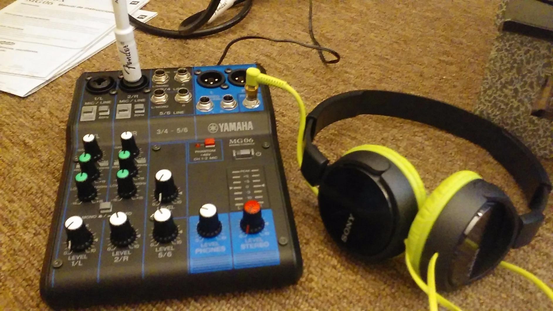 Yamaha MG06 6-Input Compact Stereo Mixer with D-PRE Preamps customer photo 2
