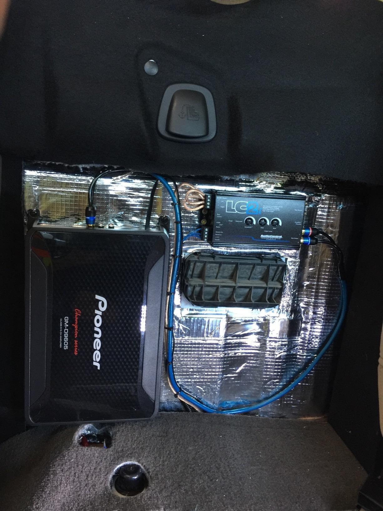 AudioControl LC2i 2-Channel Line Output Converter with AccuBASS for Adding Subwoofers, Amplifiers to Factory Car Audio Receiver Head Unit, Speaker Level to RCA Line Level Converter customer photo 2