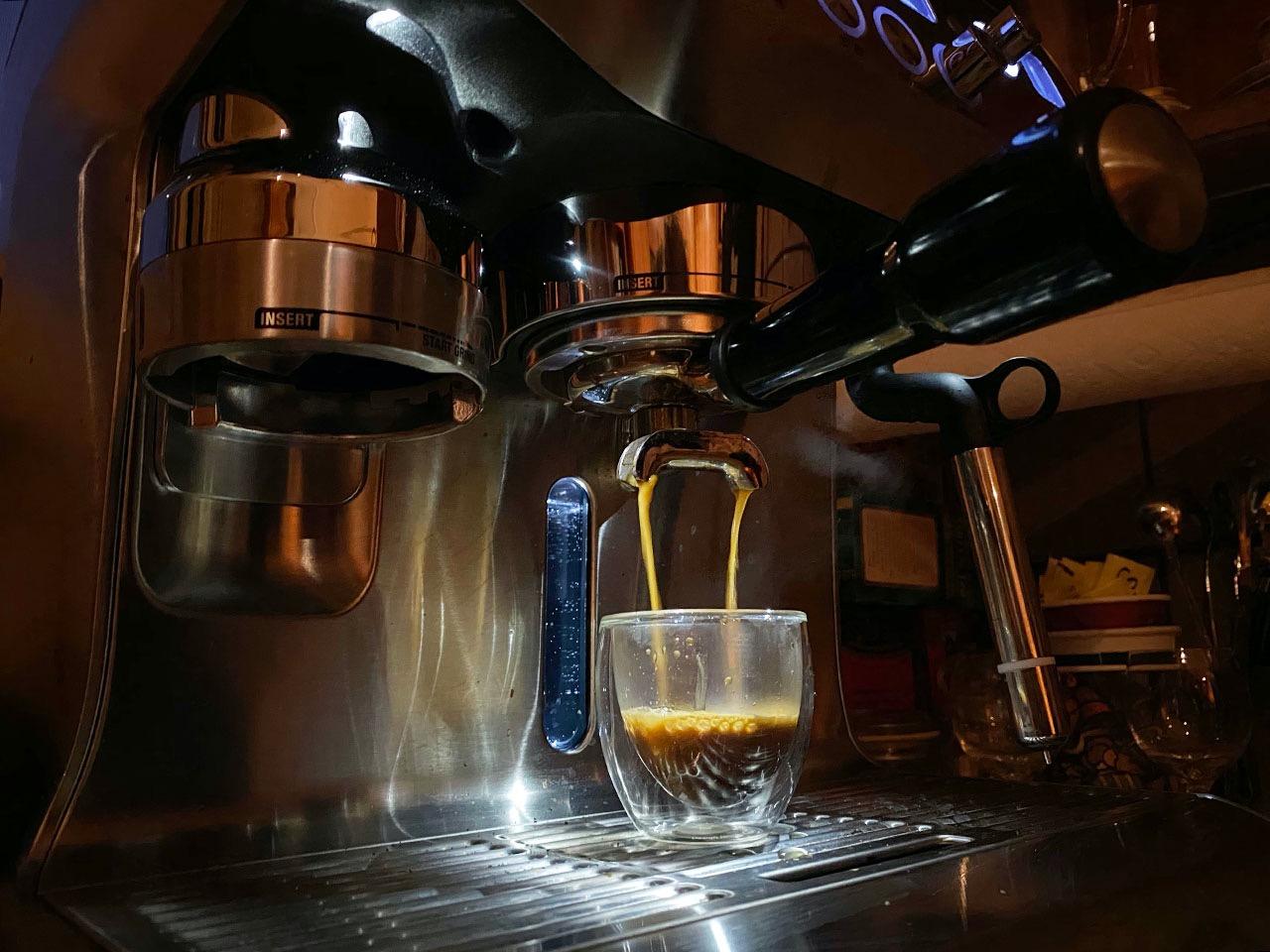 Breville BES980XL Oracle Espresso Machine, Brushed Stainless Steel customer photo 1