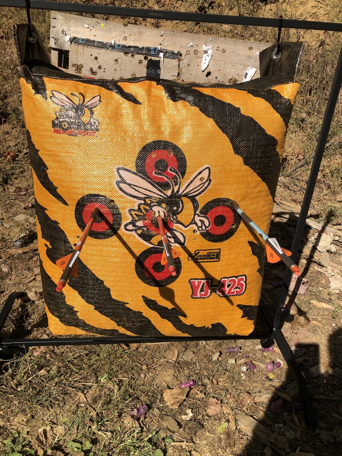MUDDY Target Holder - Durable Adjustable Lightweight Portable Easy-to-Install Versatile Shooting Stand for Bag Targets & 3D Targets customer photo 1