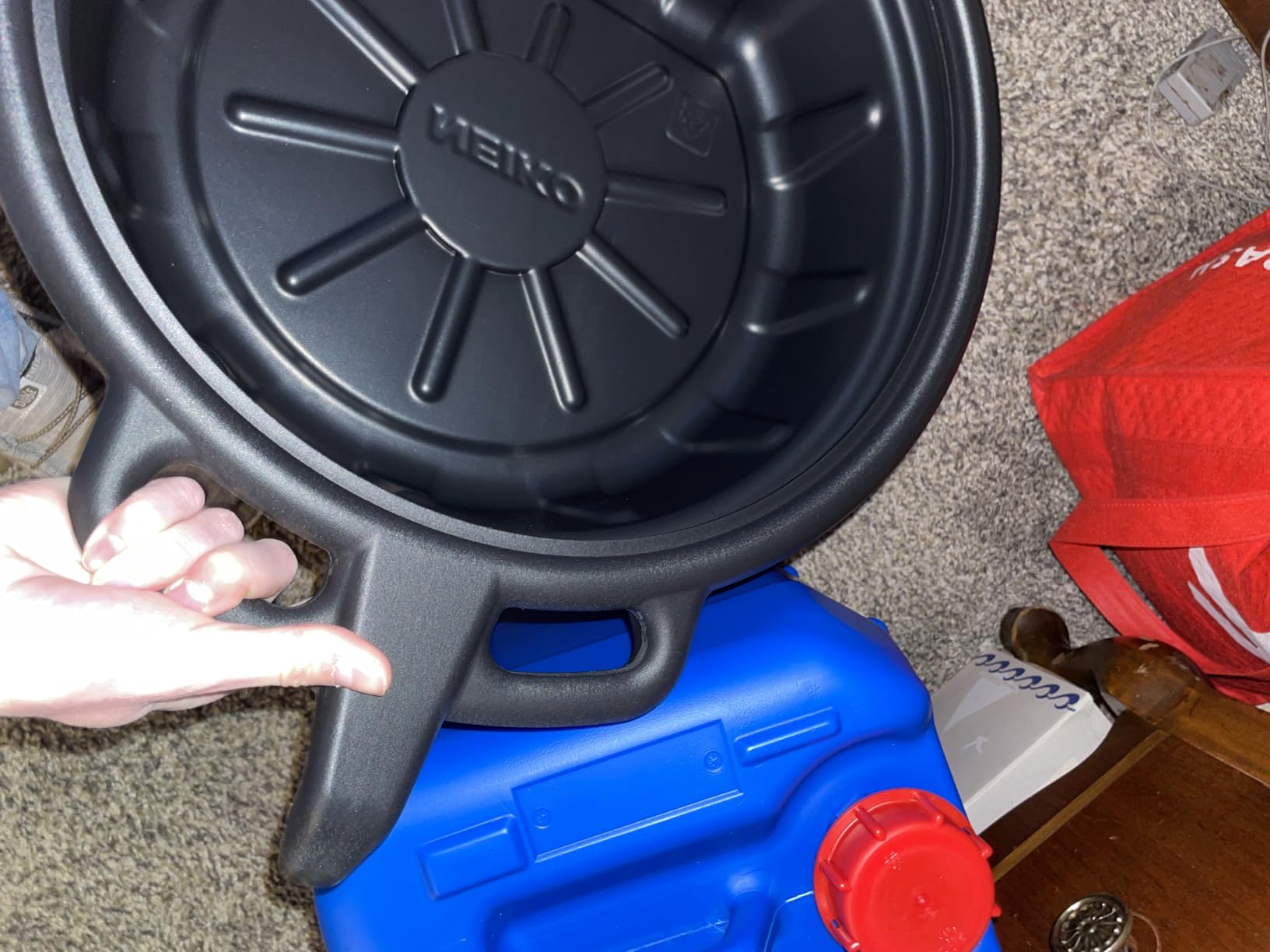 NEIKO 20762A Oil Drain Pan | Black Plastic Anti Splash | Motor Oil Drip Catcher Pan | 2 Gallon (8L) Capacity customer photo 1