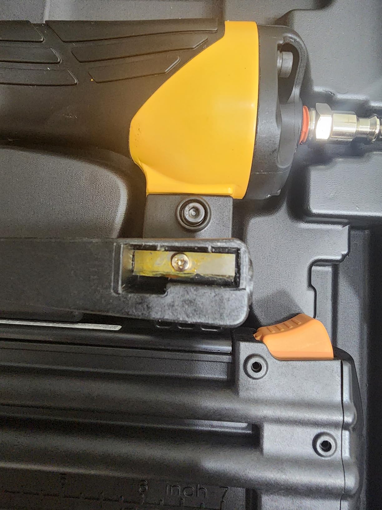 BOSTITCH Brad Nailer Kit, 18GA, Smart Point, Pneumatic (BTFP12233) customer photo 1