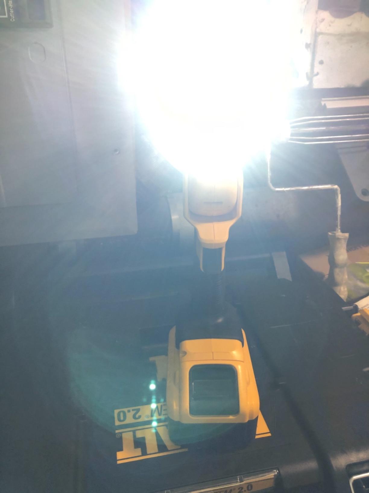 DEWALT 20V MAX LED Work Light, Rechargeable Flashlight, Pivoting Head, Bare Tool Only (DCL050) customer photo 2