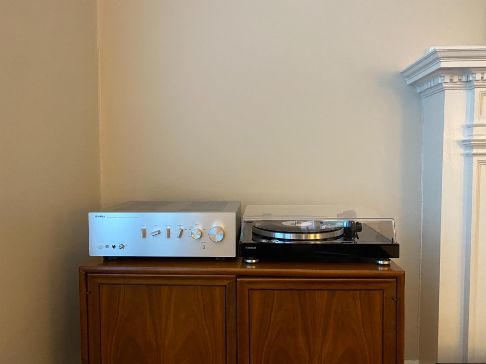 YAMAHA A-S701SL Natural Sound Integrated Stereo Amplifier (Silver) customer photo 2